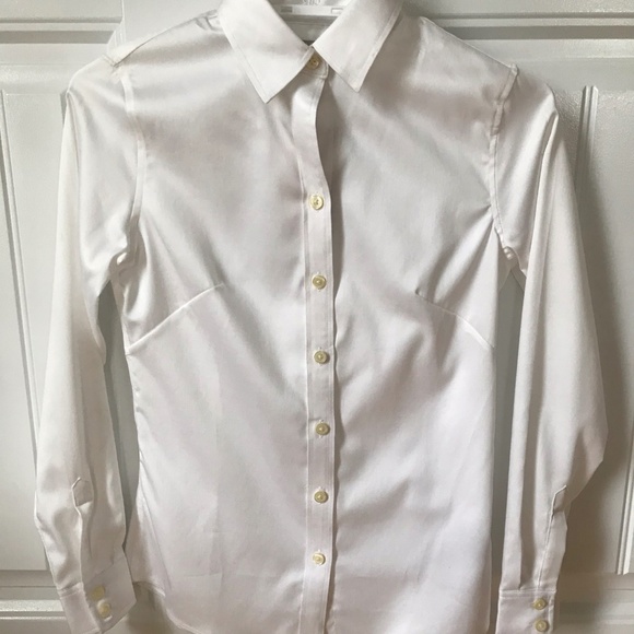 NWT Banana Republic White Button Down Shirt Size 00 Petite - Picture 2 of 9
